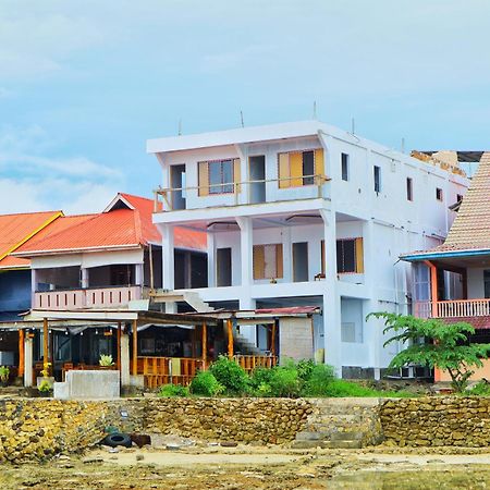 Raffiel Nias Apartamento Lagudri Exterior foto